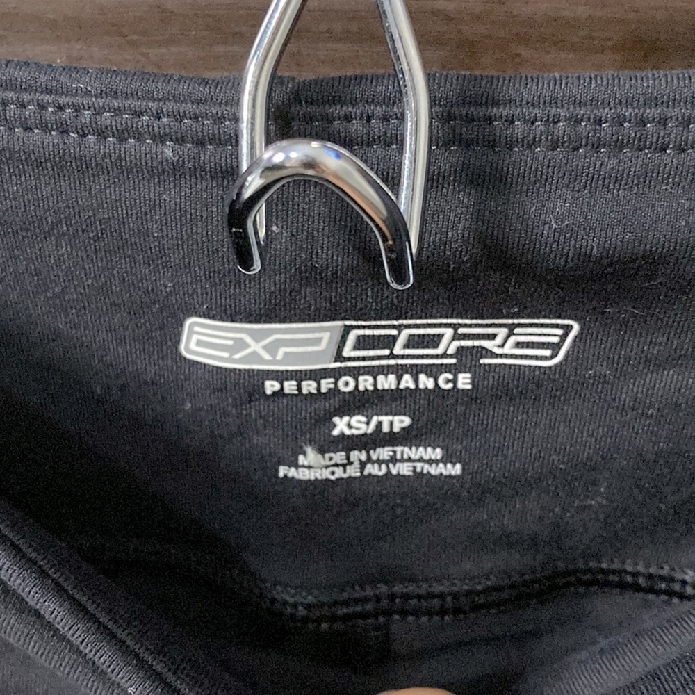 EXPRESS EXP Core Workout Capris - Picture 4 of 4